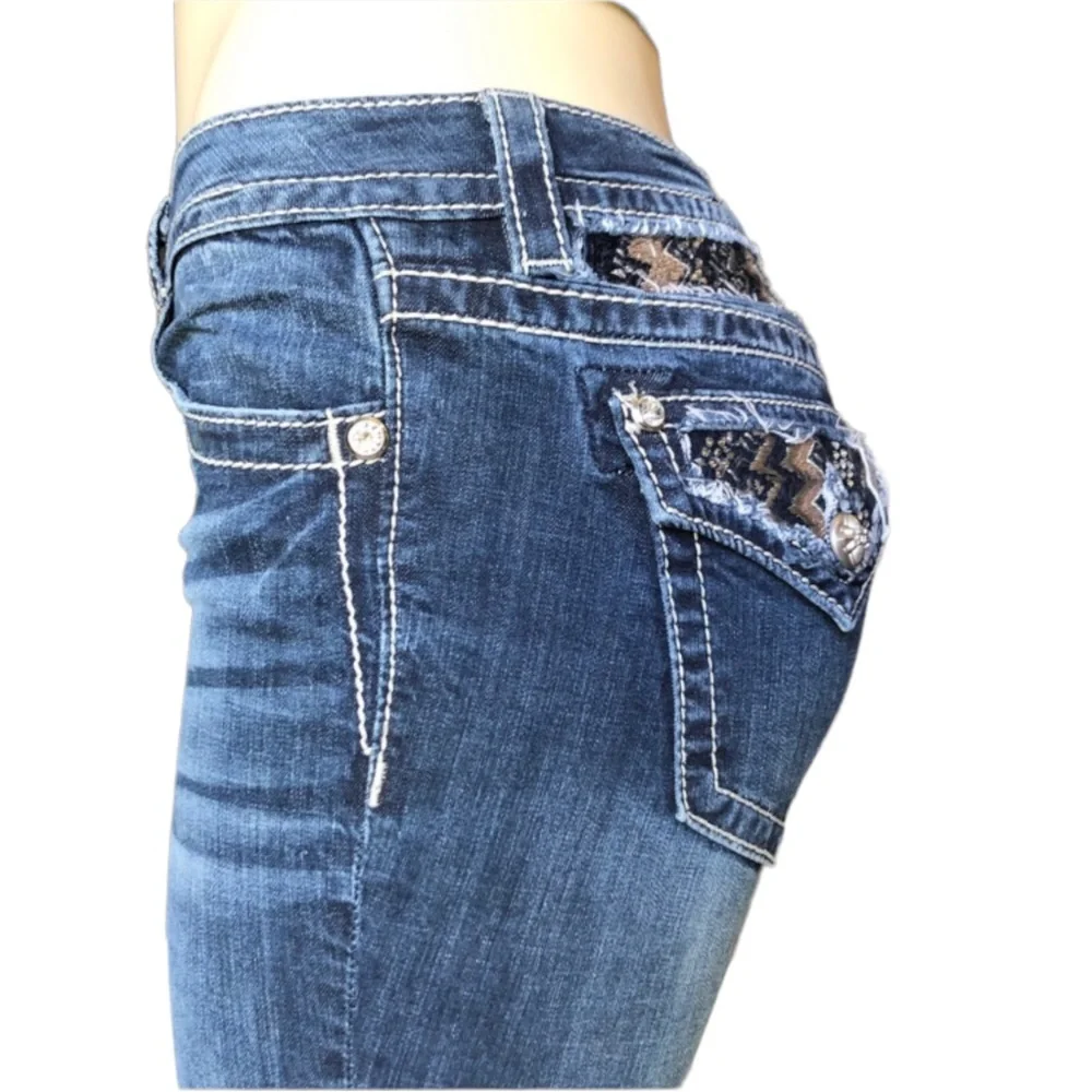 Miss Me Jeans Bootcut Mid Rise Blue Rhinestones Embroidered Woman’s Size 28 - Picture 2 of 5
